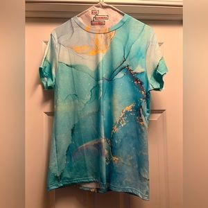 NWT Green Gold & Aqua Agate Design Tee